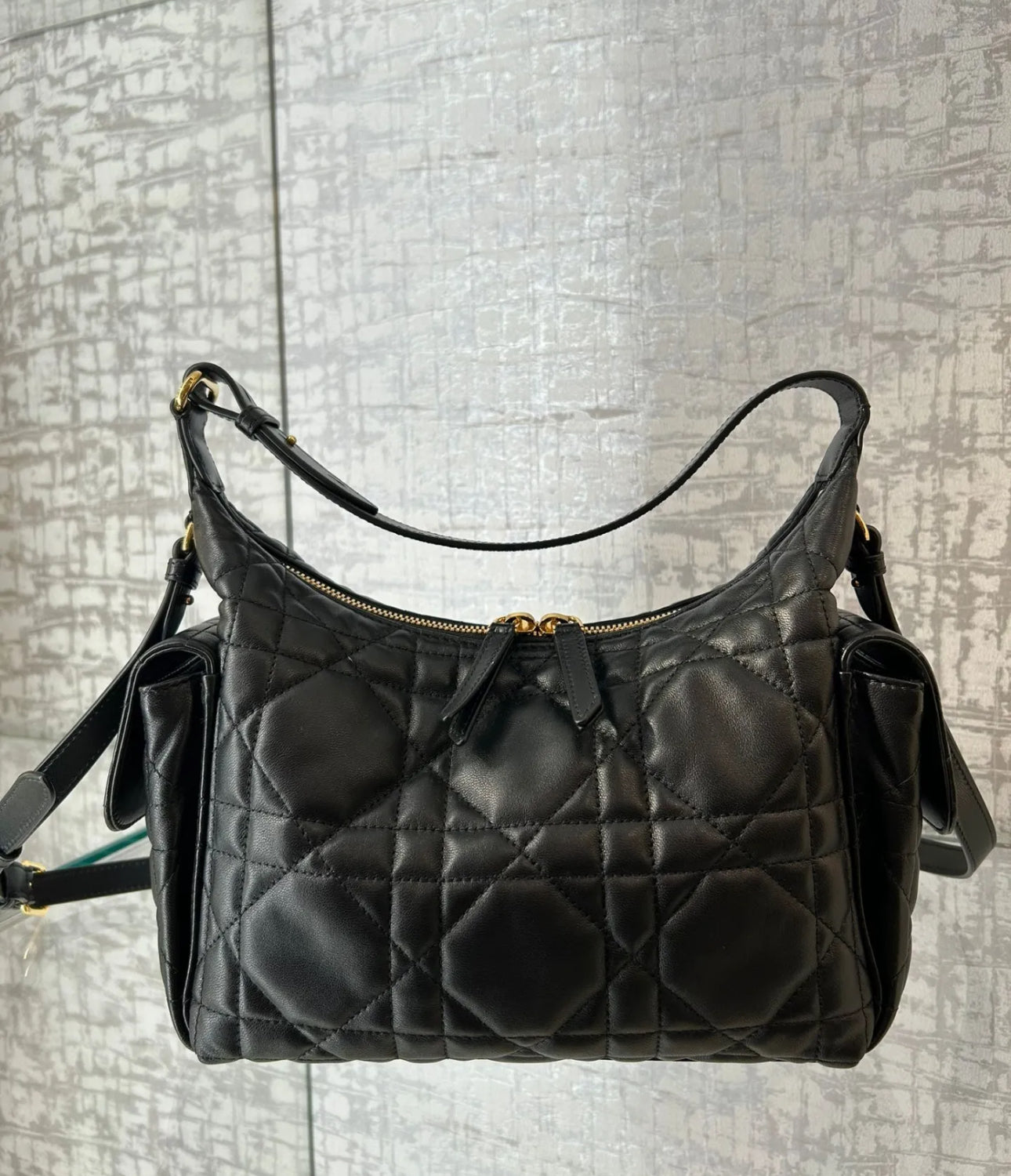 Dior  Macrocannage