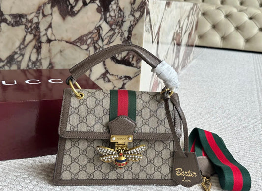Cucci Maegaret handbag